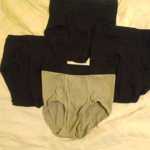 4 Pk Hanes Men's Briefs